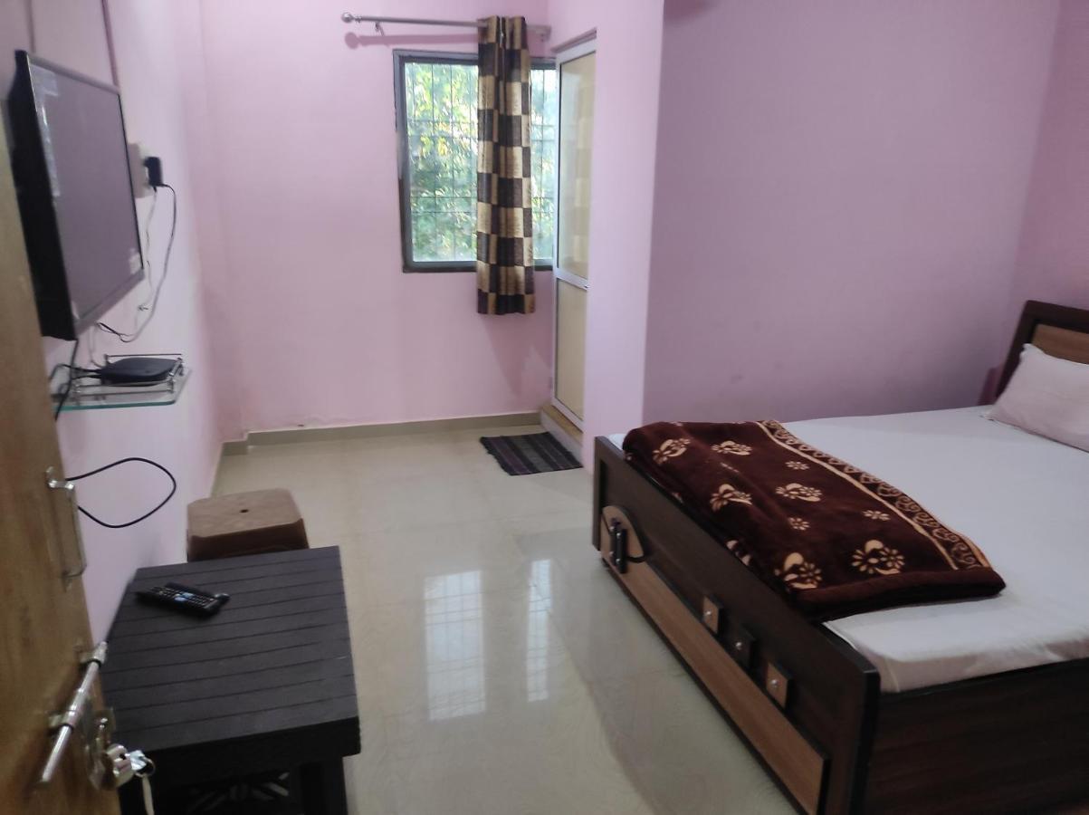 Vrundavan Home Stay And Village Resort Kevadia Exterior foto